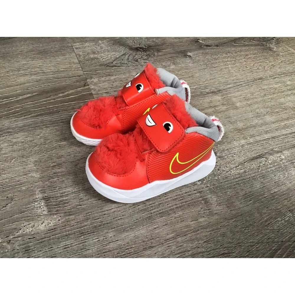Nike CT4066-600 Team Hustle 9 D LIL Sneaker Toddler Shoes Red Monsters Size 6C